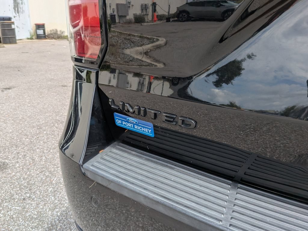 Certified 2019 Ford Expedition Limited w/ Equipment Group 303A RWD image 12