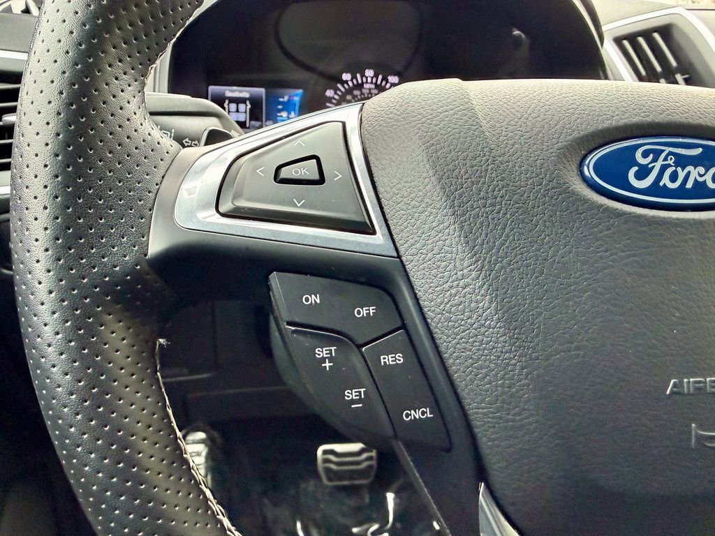 Certified 2024 Ford Edge ST w/ Cargo Accessory Package image 24