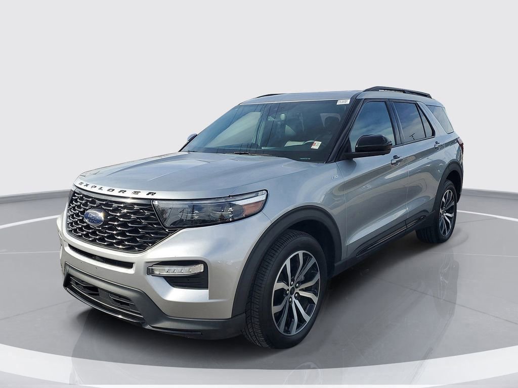 Certified 2023 Ford Explorer ST-Line image 2