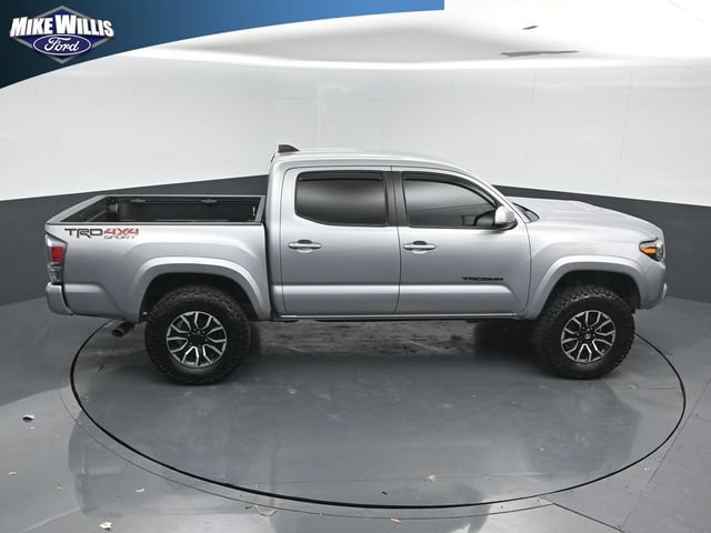 Used 2021 Toyota Tacoma TRD Sport w/ Technology Package AWD/4WD image 16