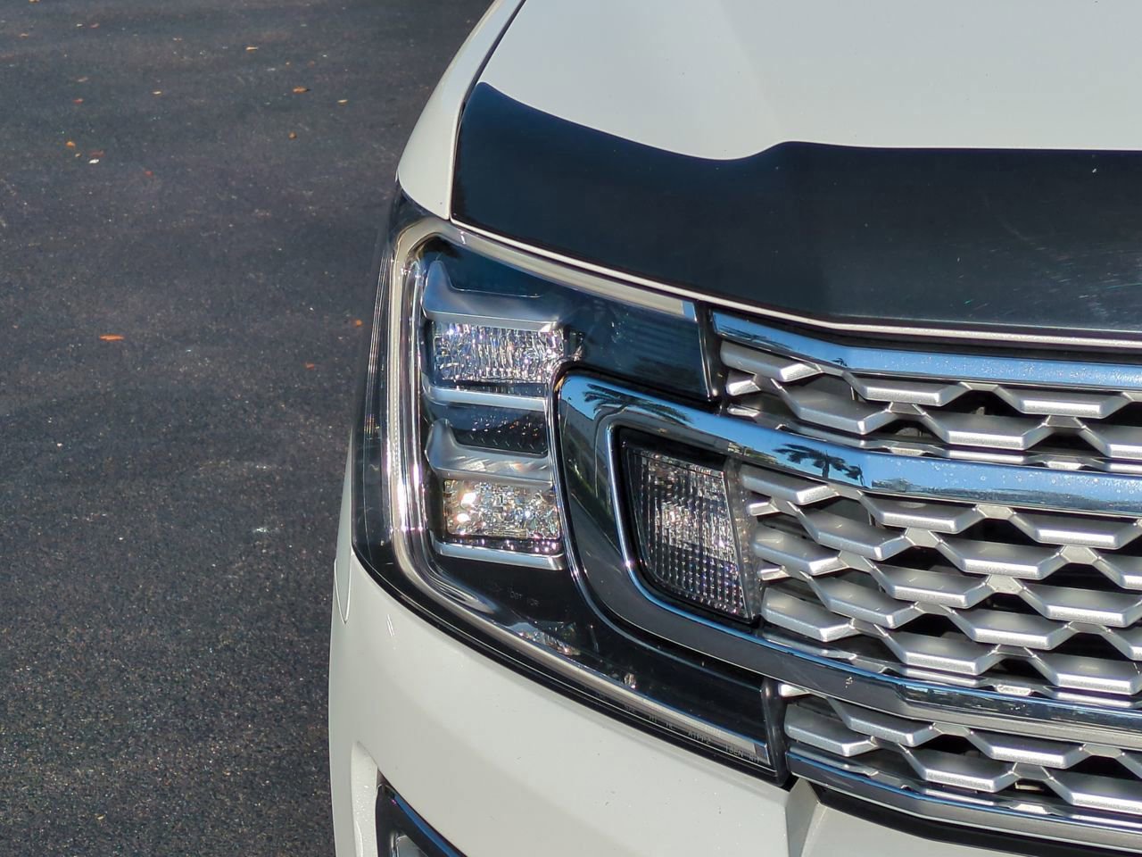 Certified 2021 Ford Expedition Platinum image 10