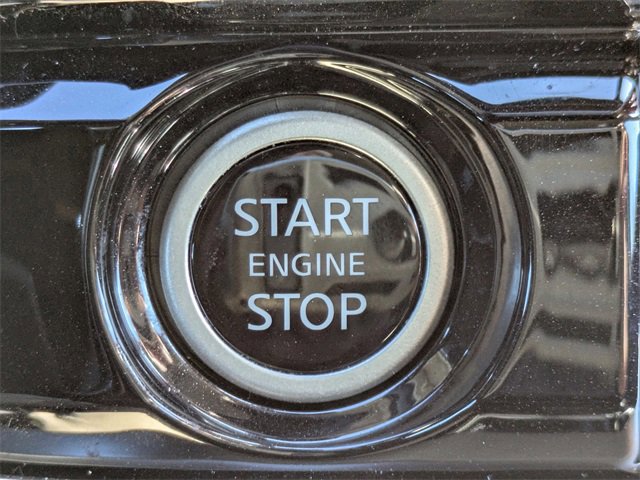 Used 2024 Nissan Pathfinder SV w/ SV Premium Package image 28