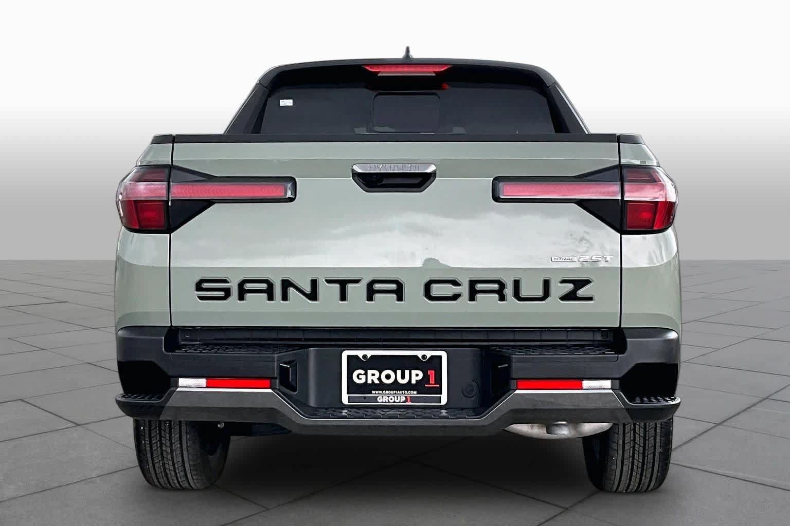Used 2025 Hyundai Santa Cruz Limited AWD/4WD image 5