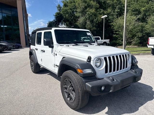 Used 2024 Jeep Wrangler Unlimited Sport AWD/4WD image 10