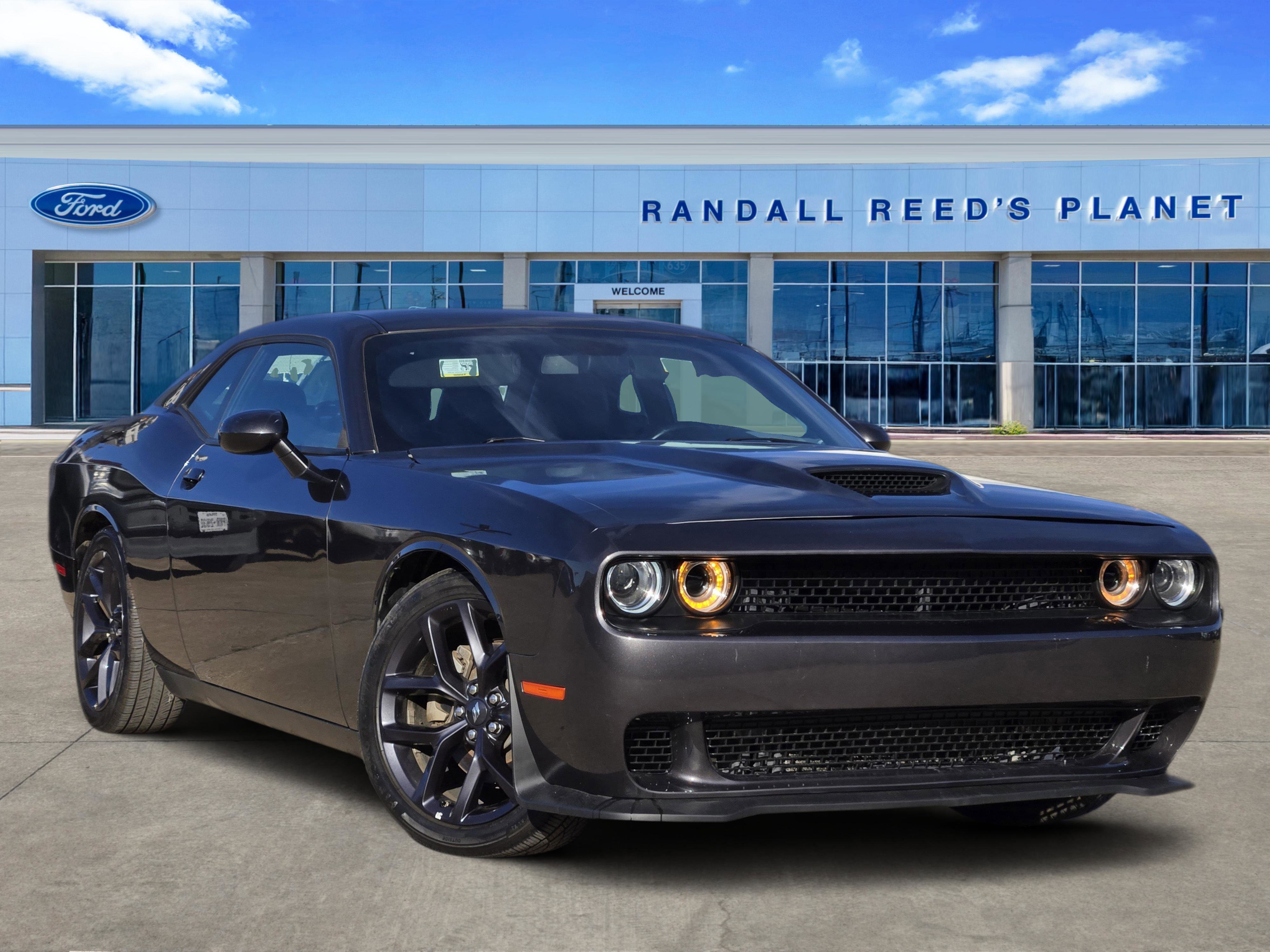 Used 2022 Dodge Challenger GT w/ Plus Package image 5