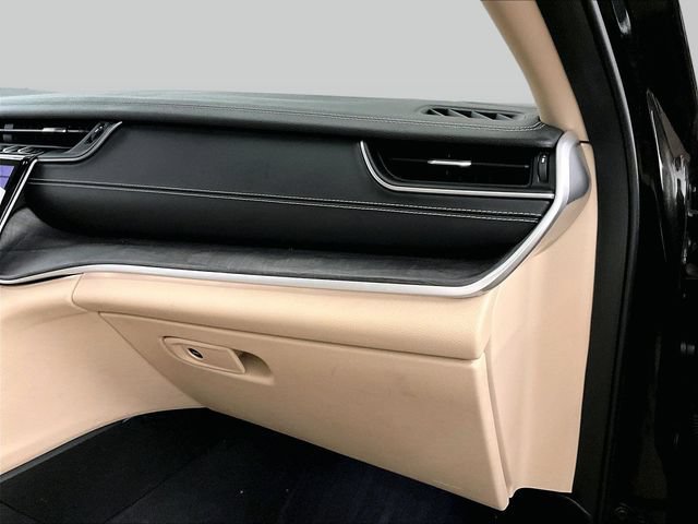 Used 2021 Jeep Grand Cherokee L Limited AWD/4WD image 15