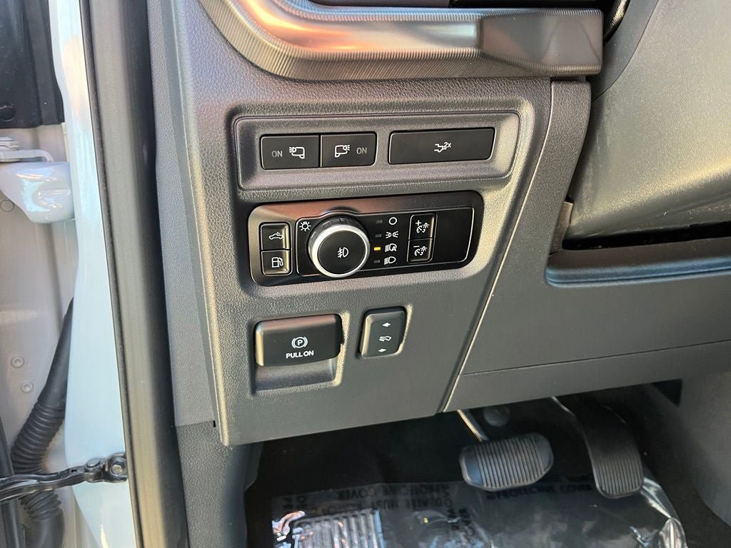 Certified 2024 Ford F150 Lariat w/ Equipment Group 502A High AWD/4WD image 40