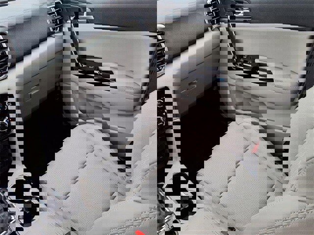 Used 2020 Kia Sportage EX image 13