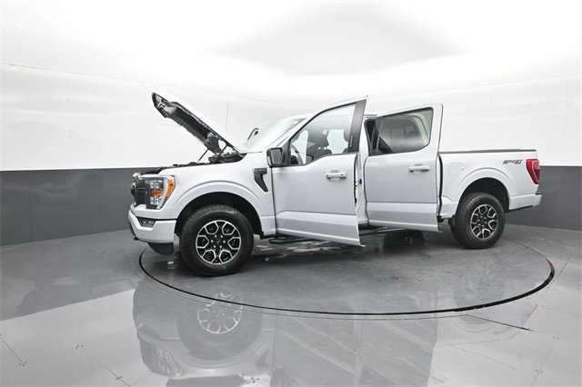 Certified 2021 Ford F150 XLT w/ Equipment Group 302A High image 39