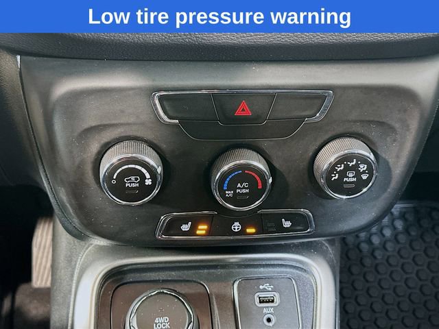 Used 2018 Jeep Compass Latitude w/ Cold Weather Group image 24