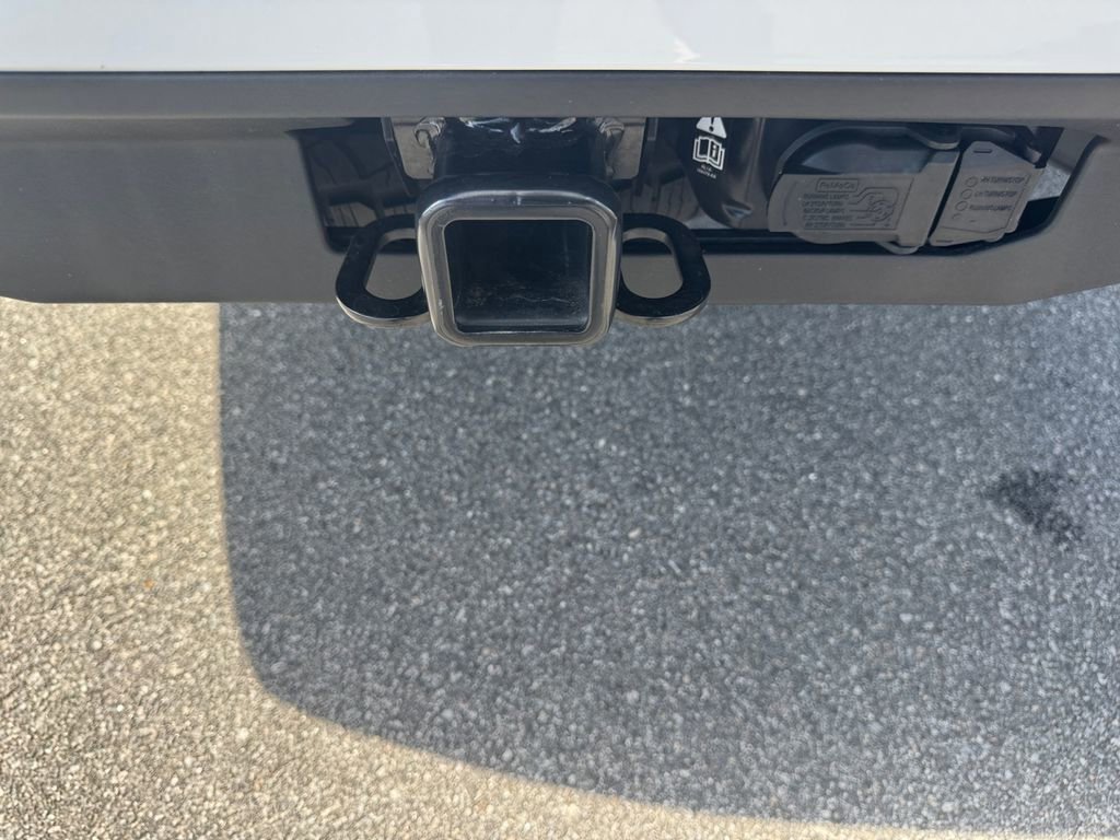 Certified 2025 Ford Expedition Active image 16