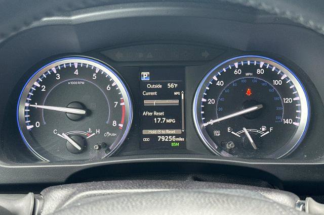 Used 2018 Toyota Highlander Limited image 23