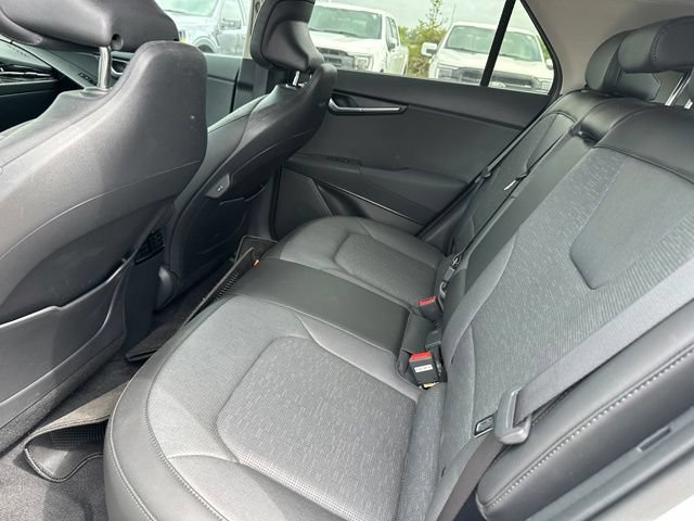 Used 2023 Kia Niro Wave w/ Wave Preserve Package FWD image 12