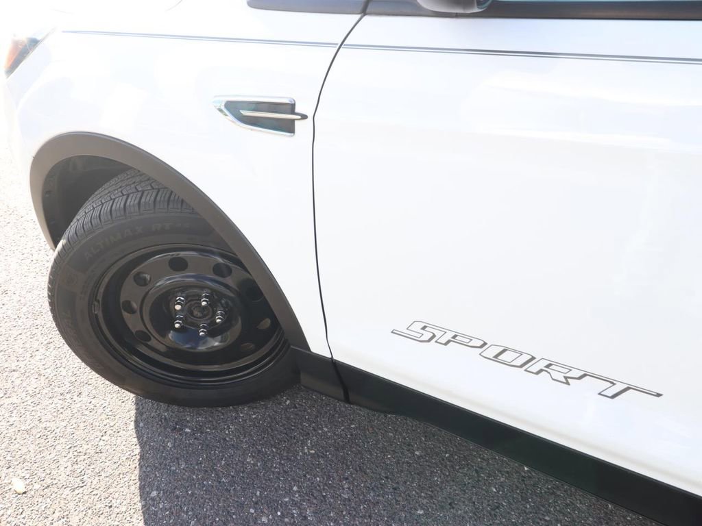 Certified 2018 Ford Escape S image 3