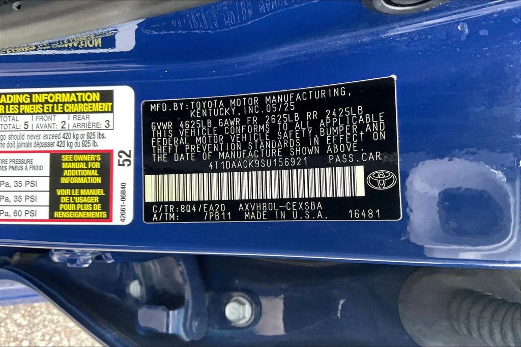 Used 2025 Toyota Camry SE FWD image 19