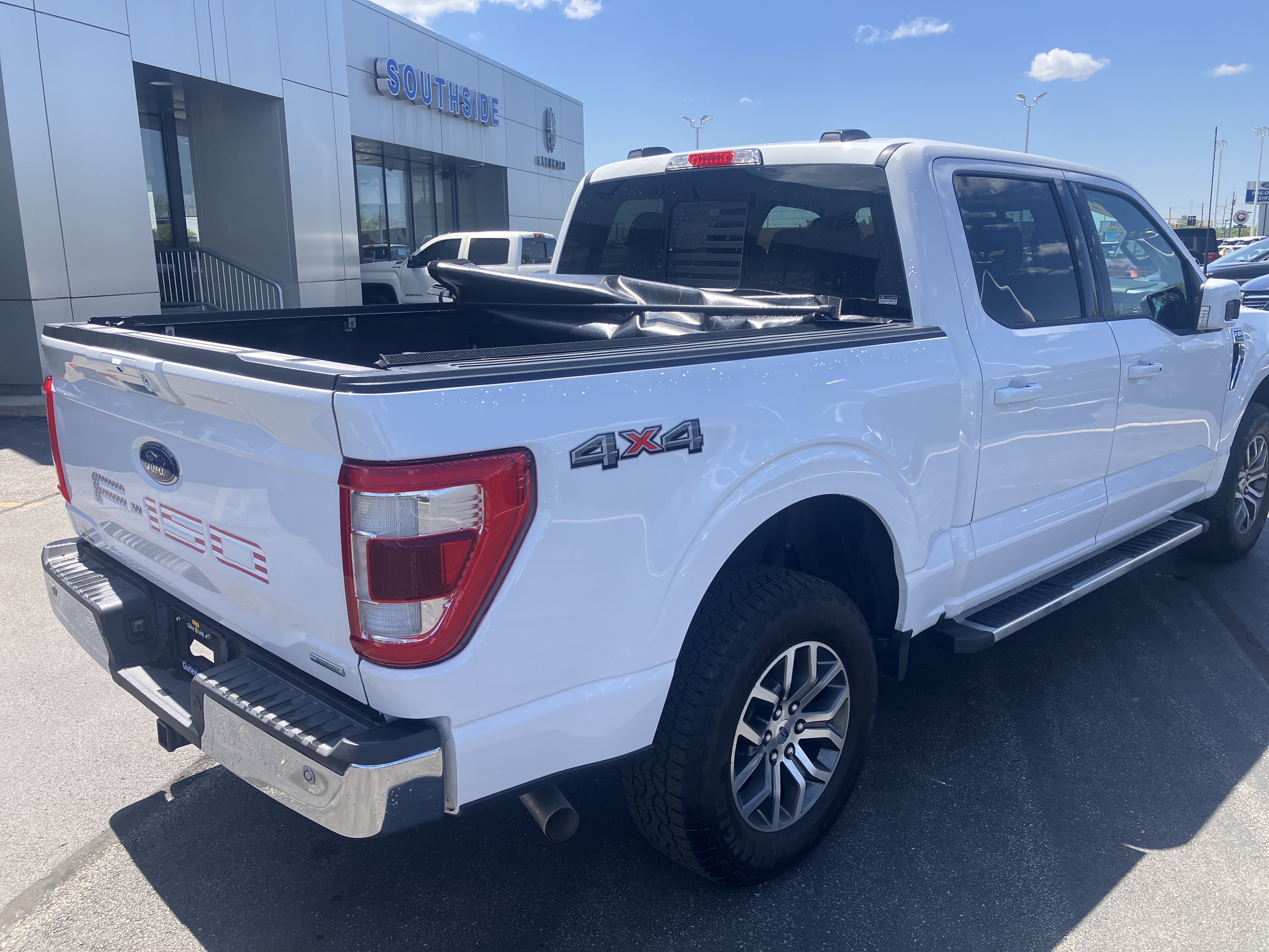 Certified 2022 Ford F150 Lariat w/ Equipment Group 501A Mid AWD/4WD image 7