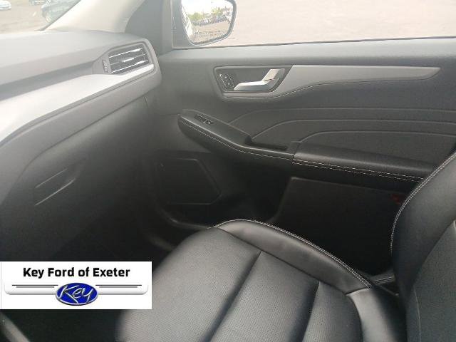 Certified 2024 Ford Escape Platinum AWD/4WD image 26