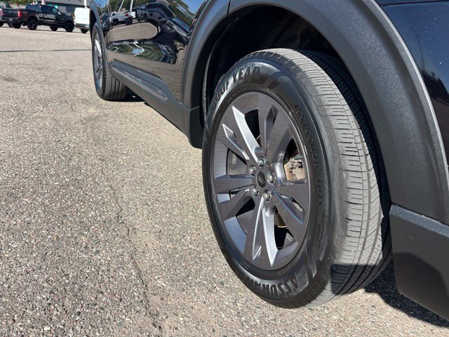 Certified 2023 Ford Explorer XLT w/ Equipment Group 202A AWD/4WD image 29