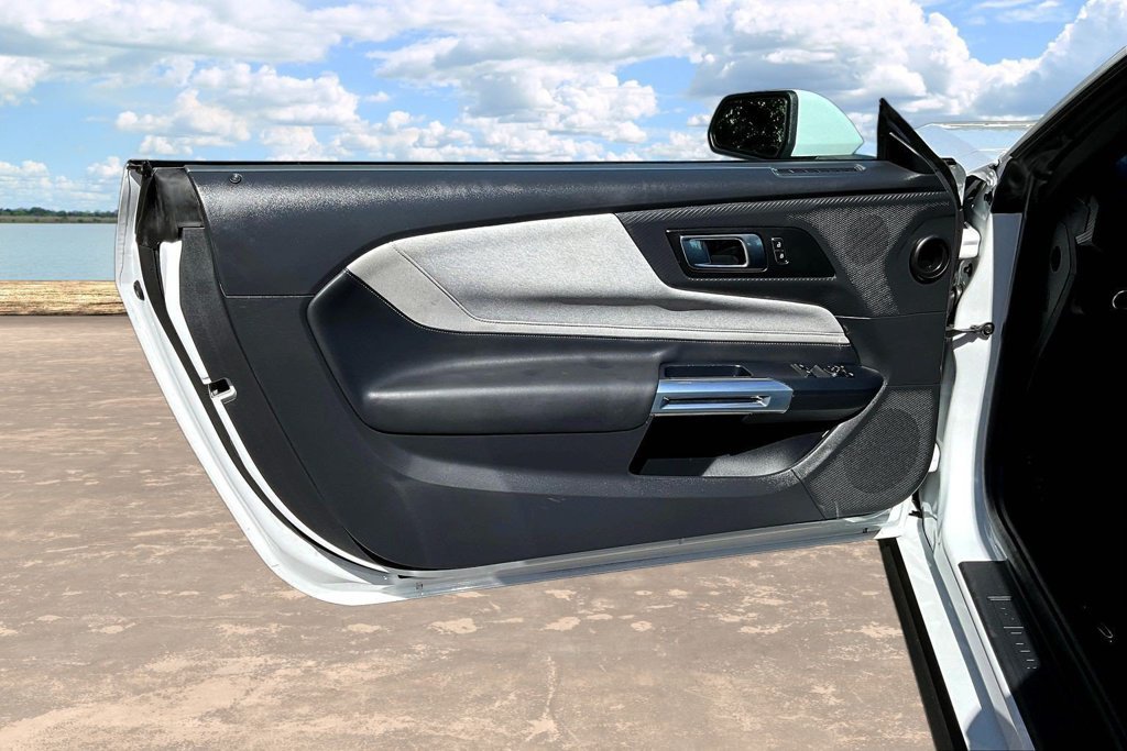 Certified 2024 Ford Mustang Coupe RWD image 21