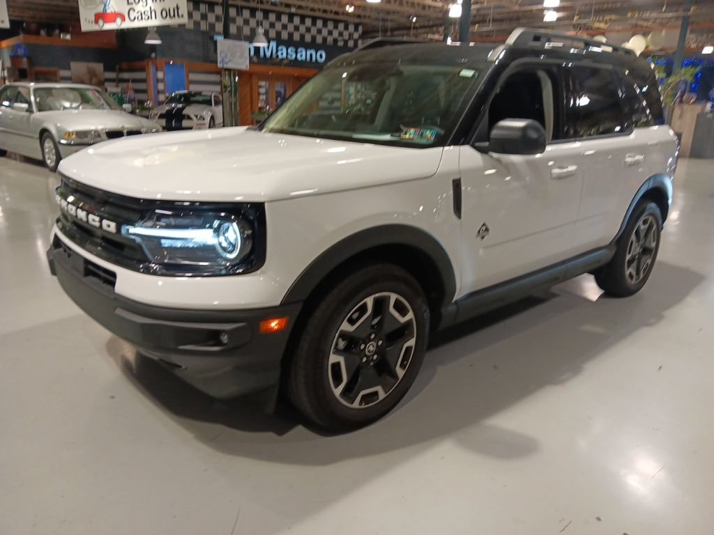 Certified 2023 Ford Bronco Sport Outer Banks w/ Tech Package AWD/4WD image 9