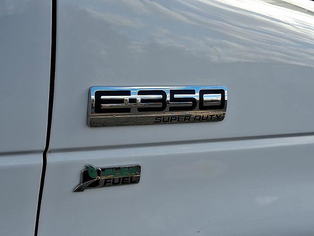 Certified 2016 Ford E-350 and Econoline 350 Super Duty w/ Power Windows & Locks Group image 28