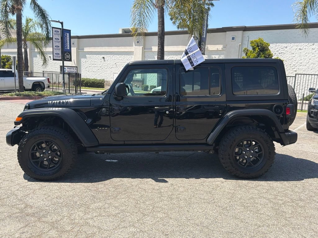 Used 2025 Jeep Wrangler Unlimited Sport AWD/4WD image 7