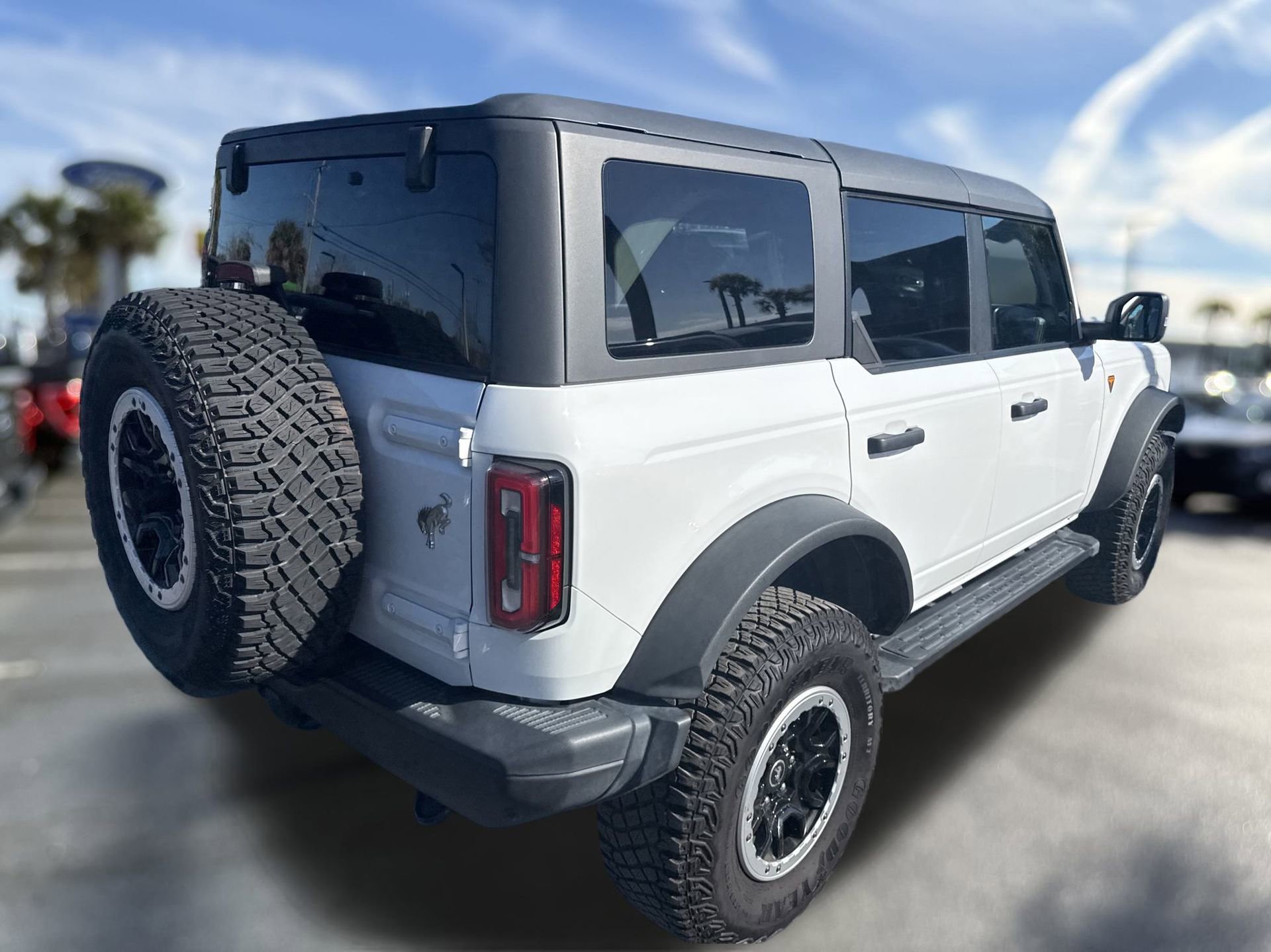 Certified 2023 Ford Bronco Badlands image 5