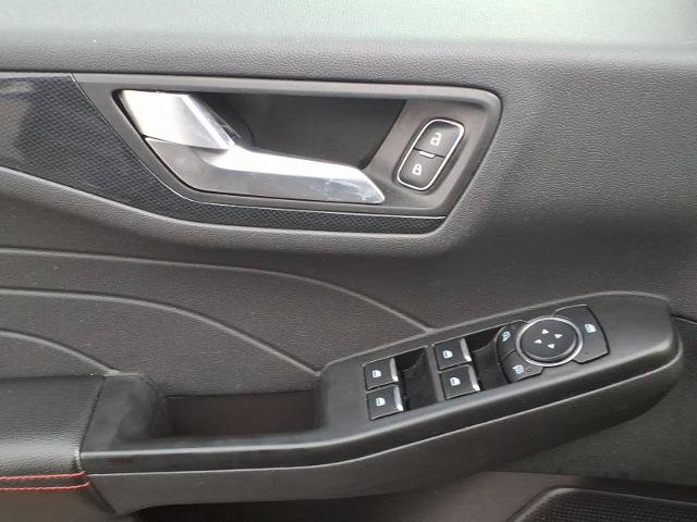 Certified 2025 Ford Escape ST-Line Select AWD/4WD image 23