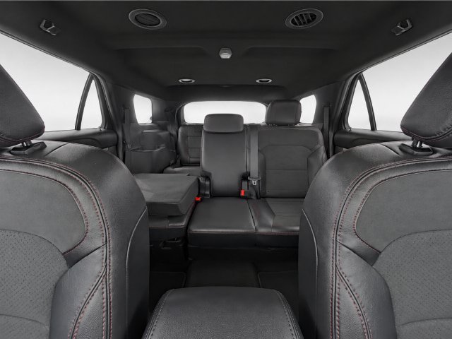 Certified 2018 Ford Explorer XLT w/ Equipment Group 202A FWD image 11