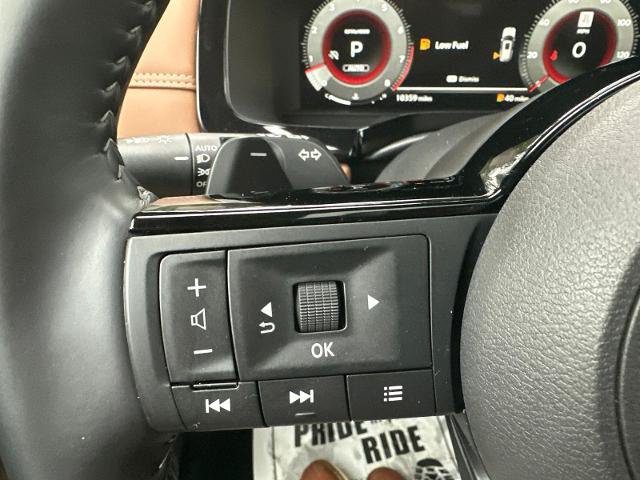 Used 2025 Nissan Pathfinder Platinum w/ Cargo Package AWD/4WD image 13