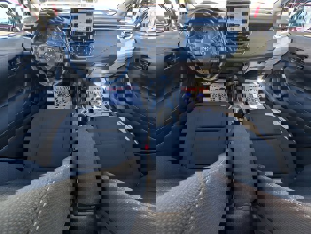 Used 2023 Toyota Corolla LE image 24