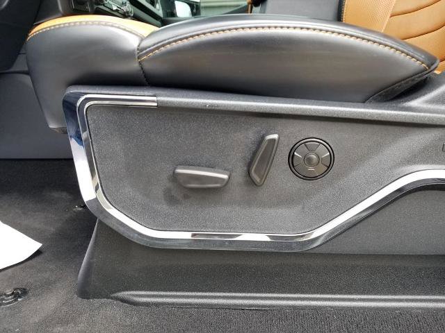 Certified 2024 Ford F450 Platinum w/ FX4 Off-Road Package AWD/4WD image 14
