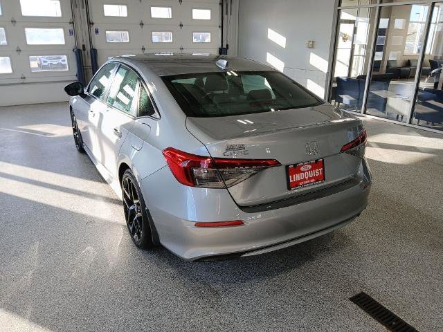 Used 2022 Honda Civic Sport image 3