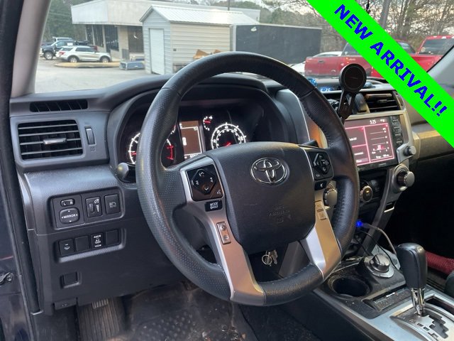 Used 2020 Toyota 4Runner SR5 image 9
