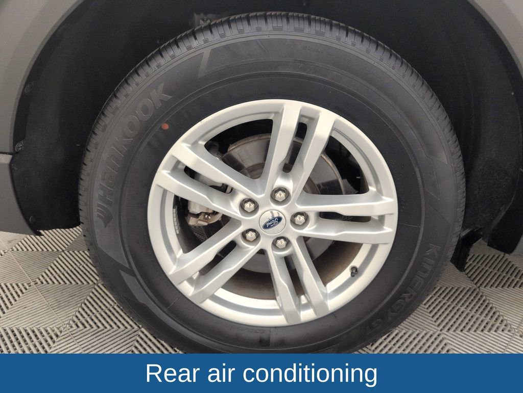 Certified 2024 Ford Explorer XLT w/ Equipment Group 202A RWD image 18