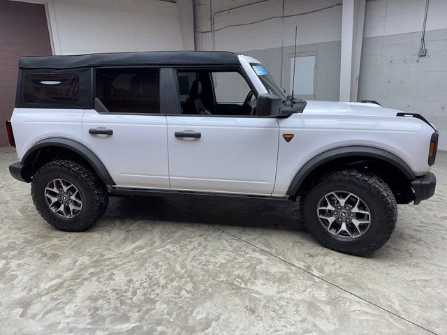 Certified 2023 Ford Bronco Badlands image 6