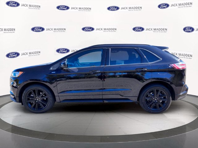 Certified 2022 Ford Edge ST-Line AWD/4WD image 2