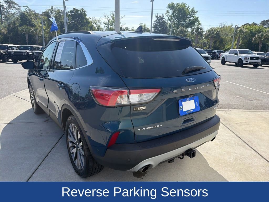 Certified 2020 Ford Escape Titanium AWD/4WD image 6