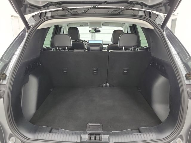 Certified 2025 Ford Escape Platinum AWD/4WD image 8