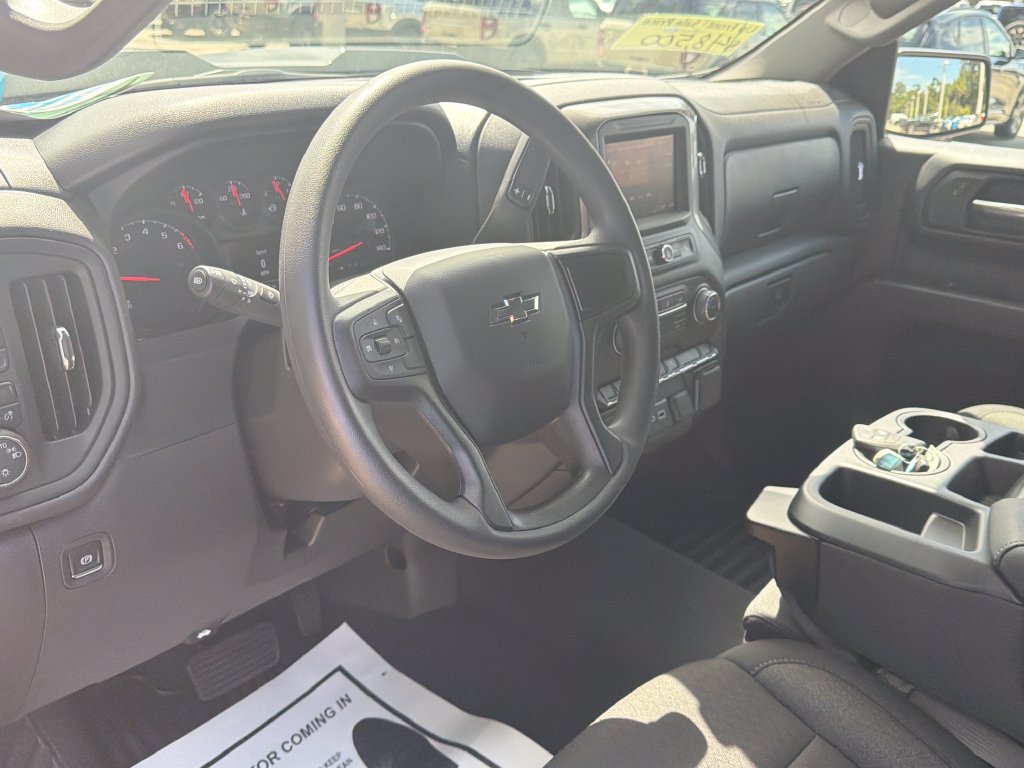 Used 2026 Chevrolet Silverado 1500 Custom Trail Boss AWD/4WD image 6