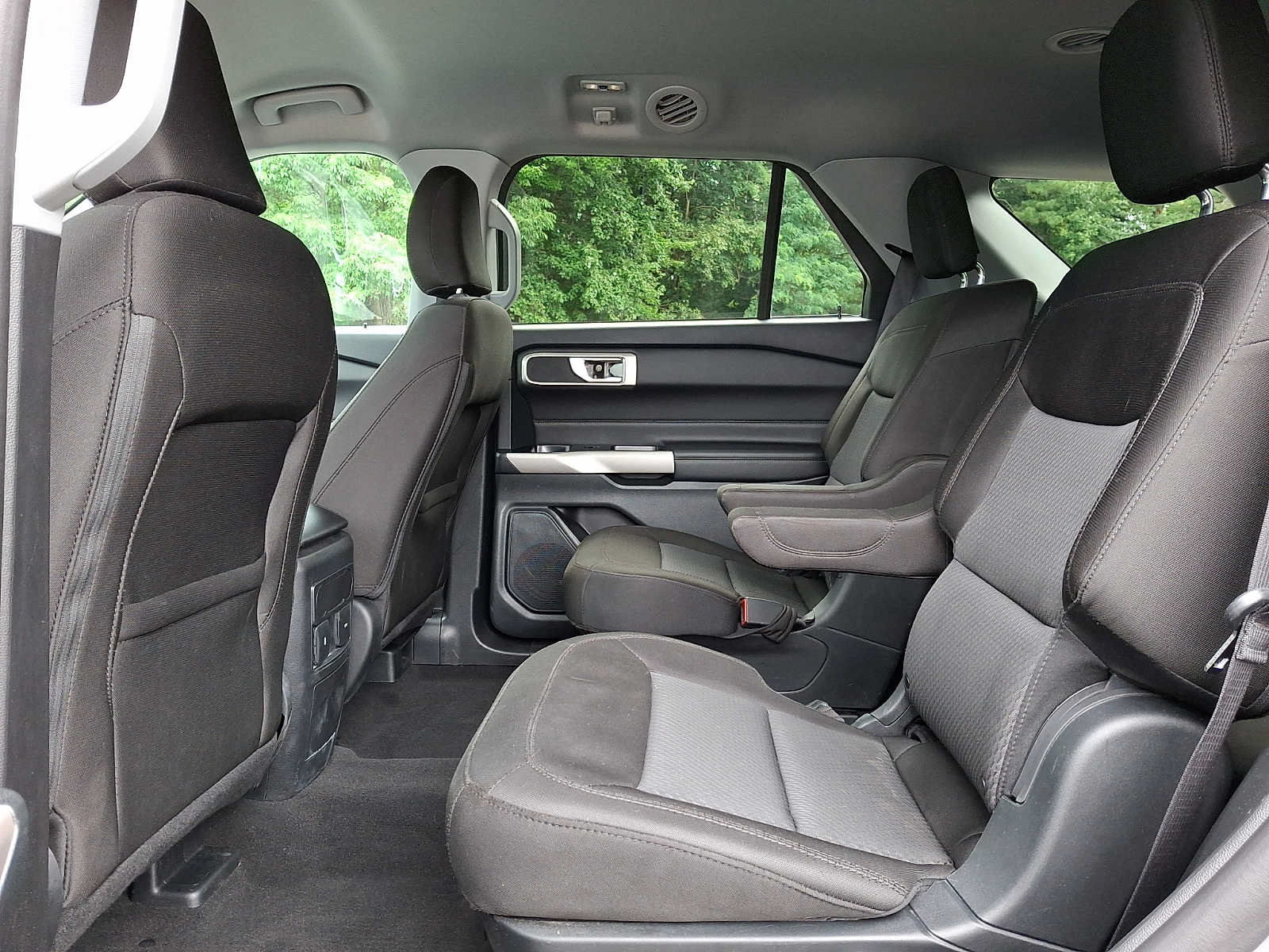 Certified 2024 Ford Explorer XLT AWD/4WD image 16