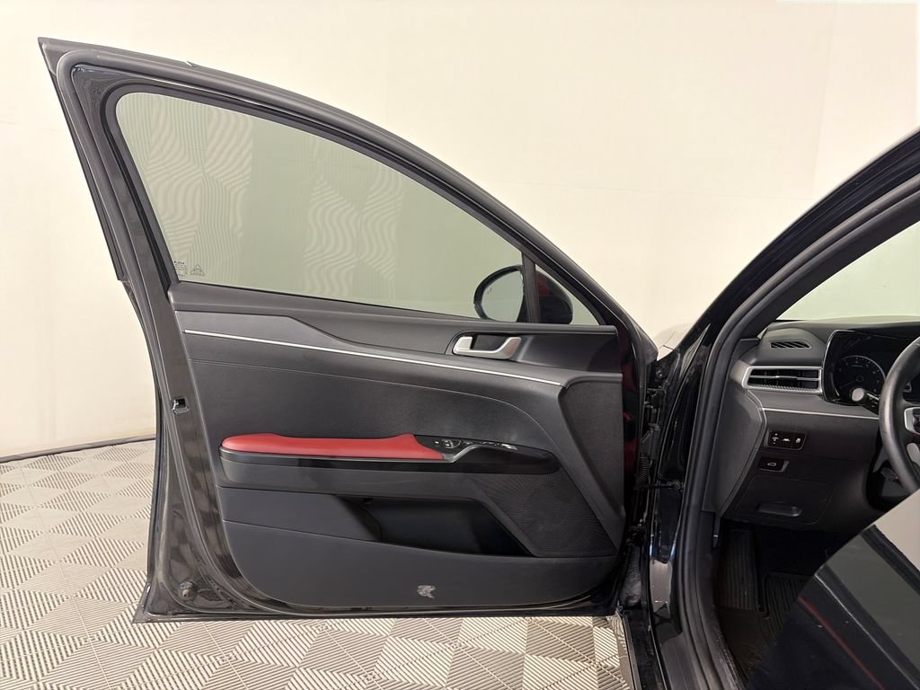 Used 2023 Kia K5 GT-Line AWD/4WD image 10