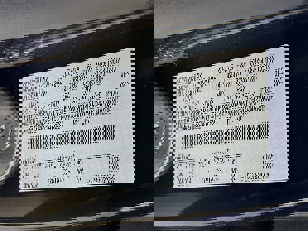 Certified 2020 Ford Escape SE image 26