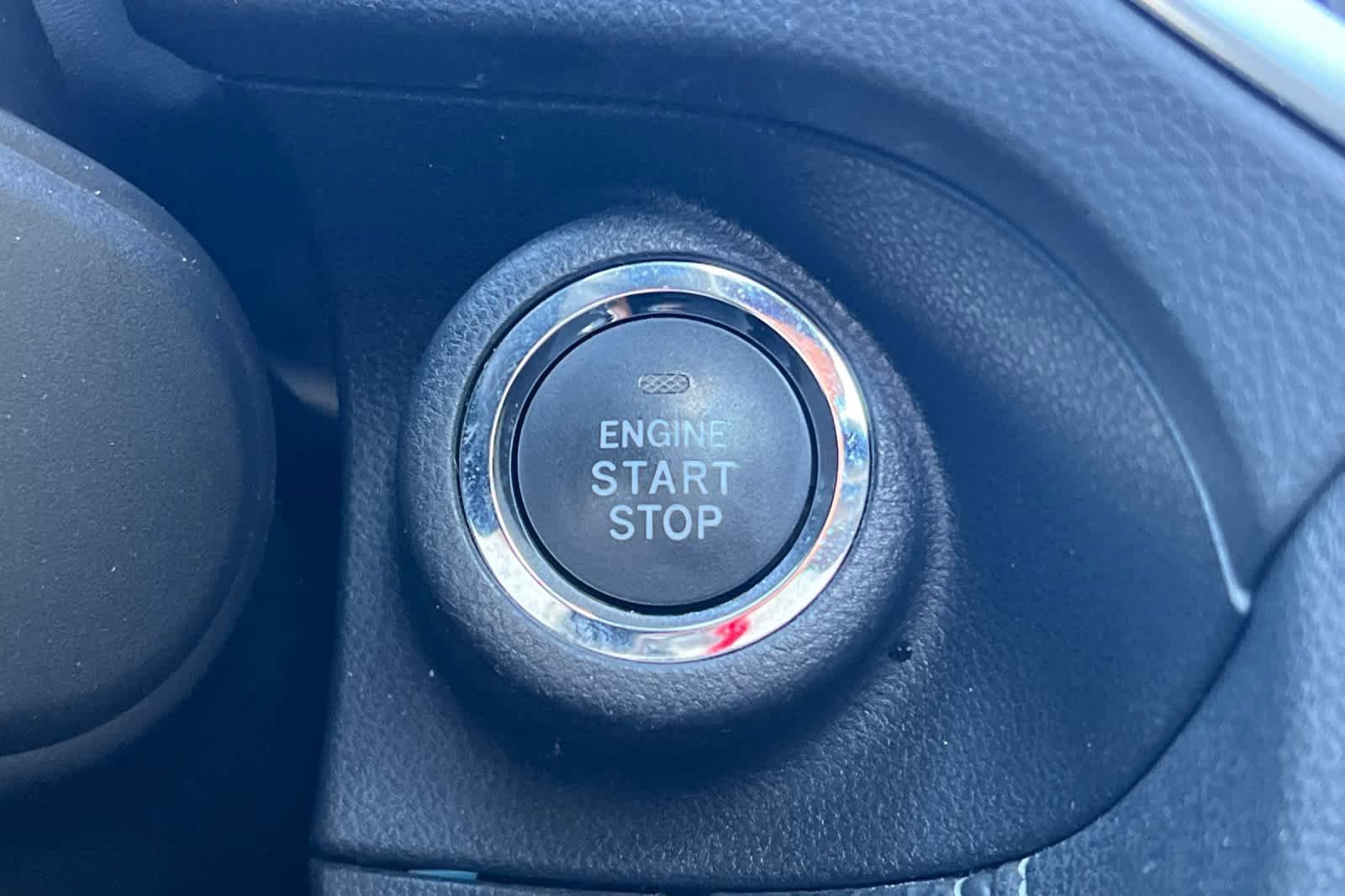 Used 2024 Subaru Forester Touring w/ Pop Package 2 image 24