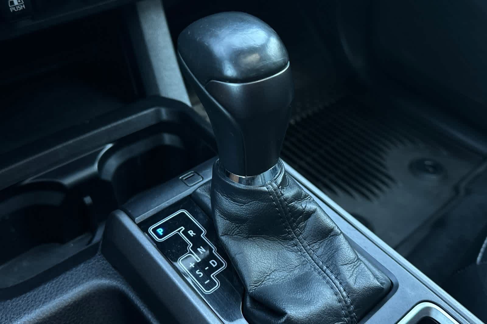 Used 2022 Toyota Tacoma TRD Off-Road w/ TRD Premium Off Road Package image 20