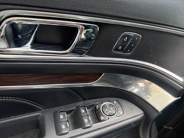 Certified 2018 Ford Explorer Limited FWD image 14