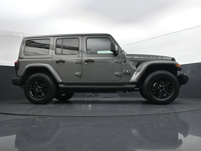 Used 2021 Jeep Wrangler Unlimited Sahara AWD/4WD image 38