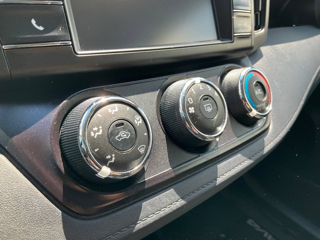Used 2018 Toyota RAV4 LE w/ All Weather Liner Package AWD/4WD image 8