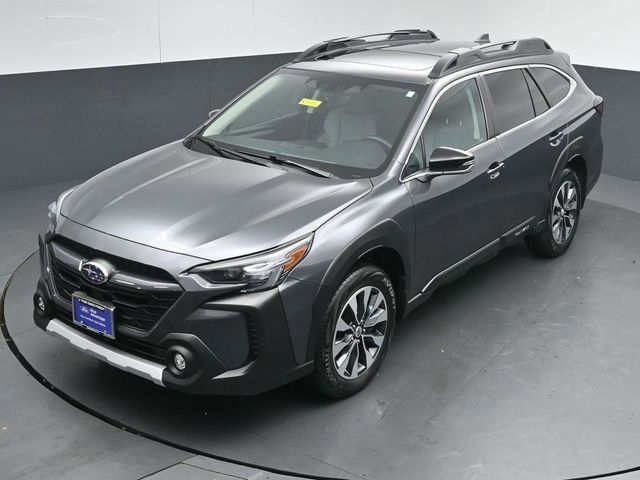 Used 2023 Subaru Outback Limited image 4