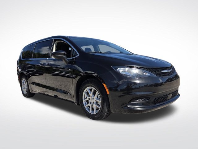 Used 2023 Chrysler Voyager LX